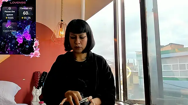 Valkiria wine online show from 12, 4, 2026