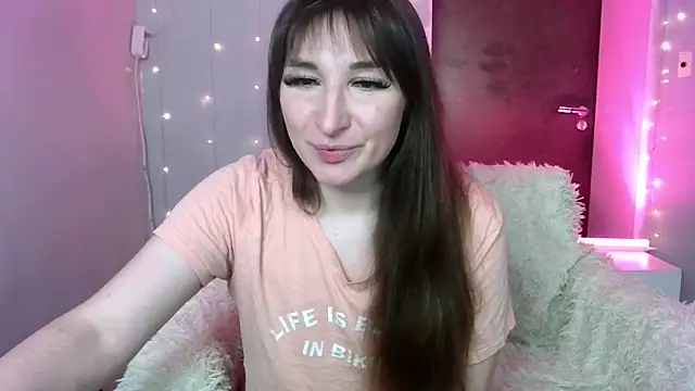 Birdie Kiss online show from 26, 5, 2026