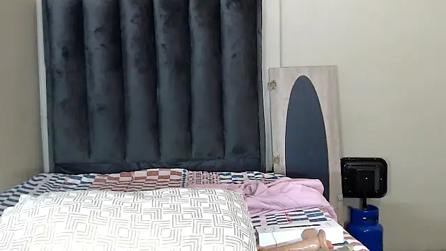 LexyDiana online show from 12, 4, 2026