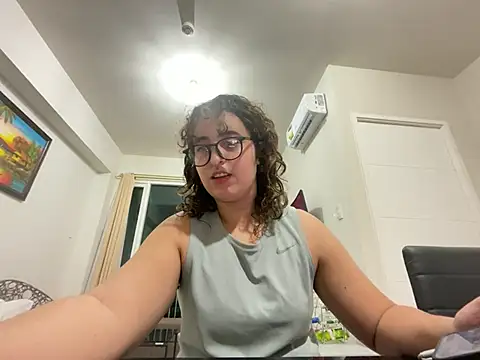 yassiestar online show from 8, 3, 2026