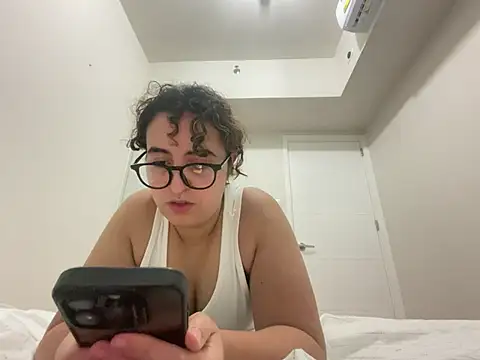 yassiestar online show from 26, 3, 2026