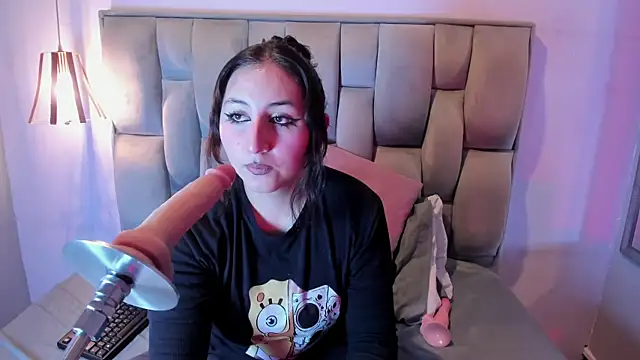 Snapshot of Maddie-LesYoux chatting on 30, 5, 2026 Maddie-LesYoux online show from 30, 5, 2026