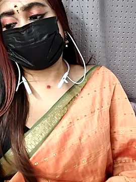 Cutie Nila online show from 22, 7, 2026