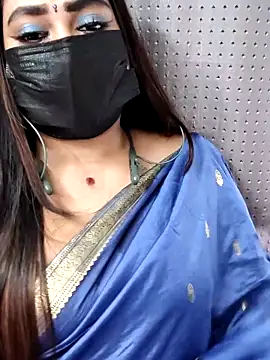 Cutie Nila online show from 8, 5, 2026