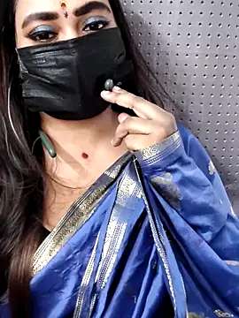 Snapshot of Cutie_Nila chatting on 20, 5, 2026 Cutie Nila online show from 20, 5, 2026