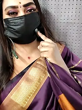 Snapshot of Cutie_Nila chatting on 11, 5, 2026 Cutie Nila online show from 11, 5, 2026