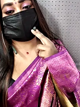 Snapshot of Cutie_Nila chatting on 18, 5, 2026 Cutie Nila online show from 18, 5, 2026
