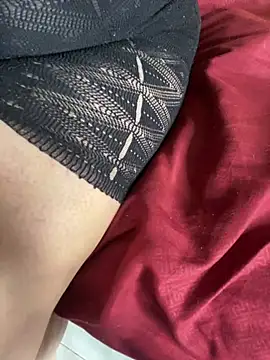 lucihornymilf online show from 25, 2, 2026