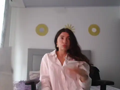 Snapshot of Julietaamado chatting on 29, 5, 2026 Julietaamado online show from 29, 5, 2026