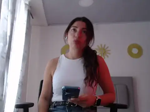 Snapshot of Julietaamado chatting on 22, 5, 2026 Julietaamado online show from 22, 5, 2026