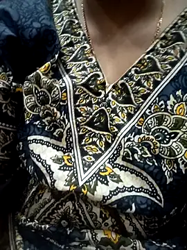 aisha 67 online show from 13, 3, 2026