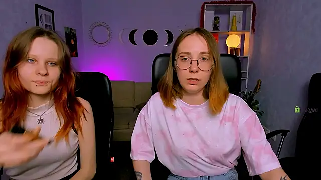 cassandra nik online show from 24, 3, 2026