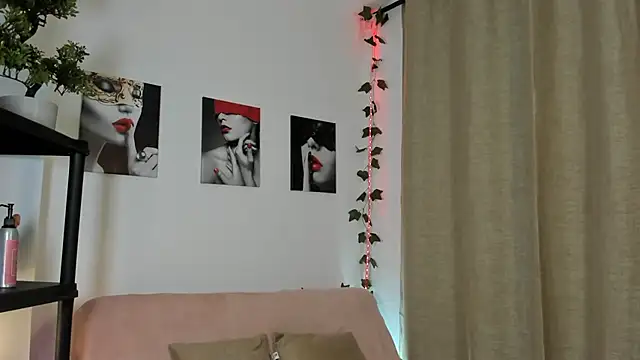 Rebeca Marchetti online show from 19, 4, 2026