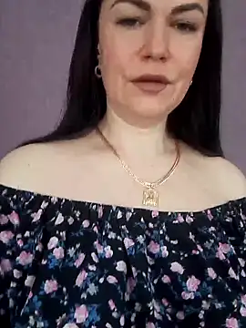 AmyLove471 online show from 18, 4, 2026