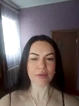 AmyLove471 online show from 10, 4, 2026