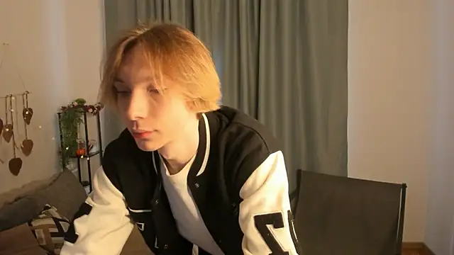 SilverFeral online show from 3, 3, 2026