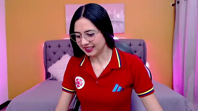 alexaneuer online show from 7, 7, 2026