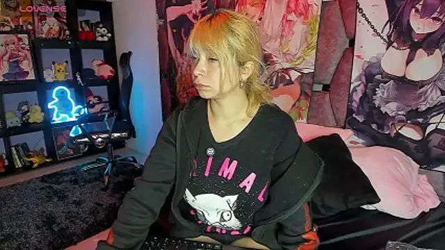 Maky Coss online show from 28, 5, 2026