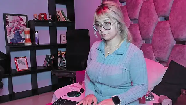 Maky Coss online show from 9, 3, 2026