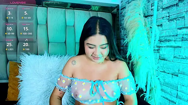 Ariia Monroee online show from 7, 6, 2026