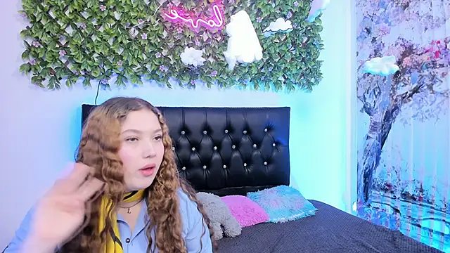 valeria and zoe online show from 14, 4, 2026