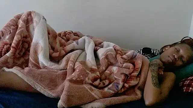 Freakycandy02 online show from 14, 4, 2026