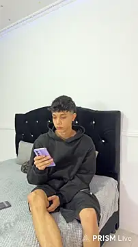 DiamondEssence online show from 5, 3, 2026