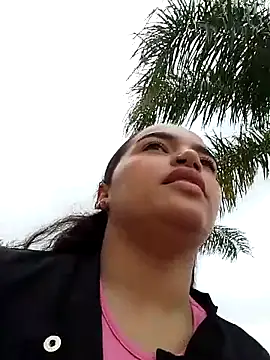 amomentofpassion 1 online show from 4, 3, 2026