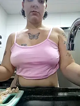 quemerayssa online show from 4, 3, 2026