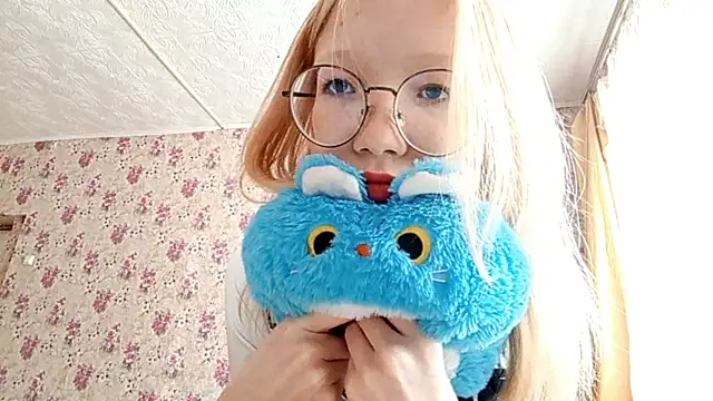 SoniqBliss online show from 3, 3, 2026