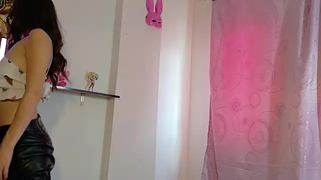 Miis Beella online show from 31, 3, 2026