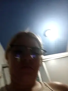 single kitten online show from 30, 3, 2026