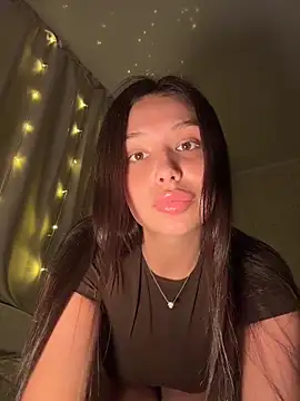 Fragile Tease online show from 28, 3, 2026