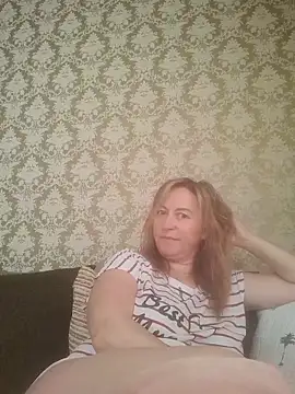 Snapshot of ChristinaYork chatting on 5, 6, 2026 ChristinaYork online show from 5, 6, 2026