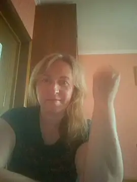 Snapshot of ChristinaYork chatting on 6, 6, 2026 ChristinaYork online show from 6, 6, 2026