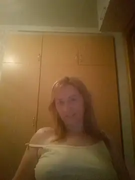 Snapshot of ChristinaYork chatting on 8, 5, 2026 ChristinaYork online show from 8, 5, 2026