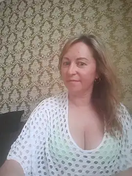 Snapshot of ChristinaYork chatting on 5, 6, 2026 ChristinaYork online show from 5, 6, 2026