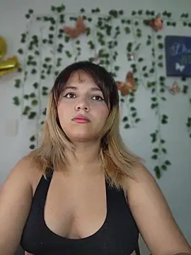 aurora bela online show from 21, 4, 2026