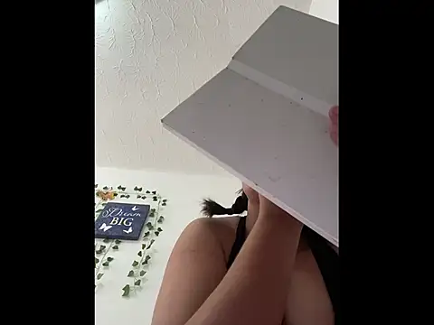 aurora bela online show from 7, 3, 2026