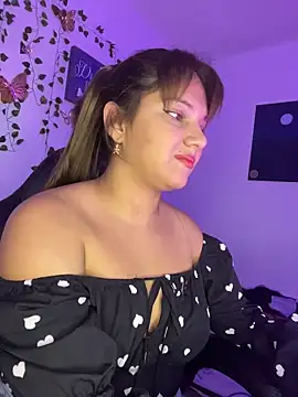 aurora bela online show from 5, 3, 2026