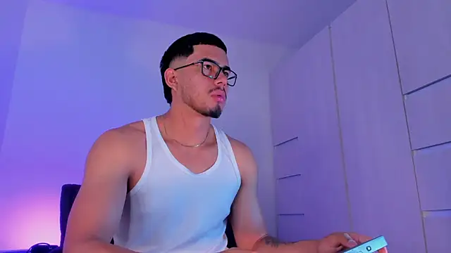 THADEO KING2 online show from 13, 4, 2026