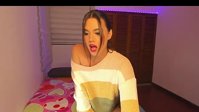 Snapshot of candy_isabella_ chatting on 3, 5, 2026 candy isabella online show from 3, 5, 2026