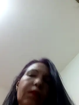 celeste kiss  online show from 13, 3, 2026