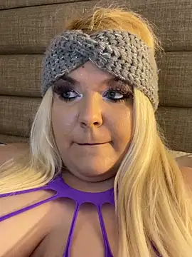 Smileygirly online show from 9, 3, 2026