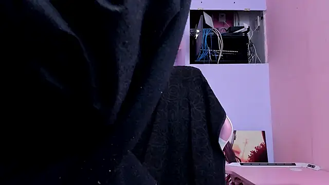 DanteLuxx online show from 16, 4, 2026