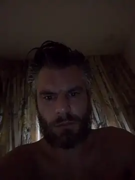 Hornybalkanmen12 online show from 17, 5, 2026