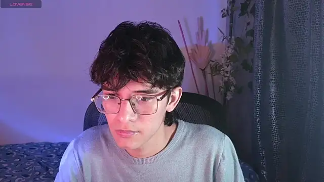 noah millerx online show from 4, 3, 2026