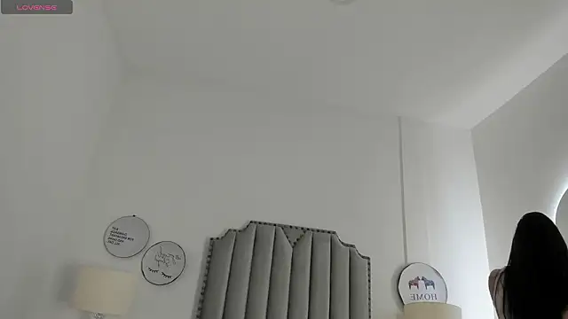 dulcenyra7 online show from 5, 3, 2026