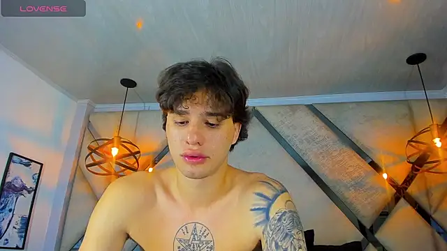 EXCLUSIVE8 online show from 9, 3, 2026