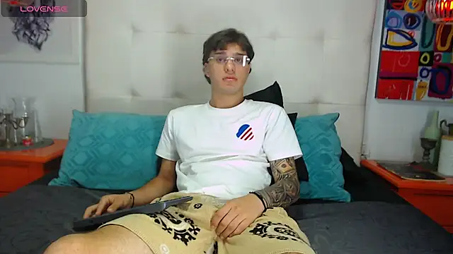 EXCLUSIVE8 online show from 27, 3, 2026